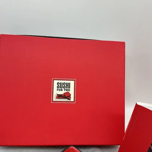 Sushi For Two Box Kit-Includes Ceramic/Porcelain Trays & Dishes w/How-to Book - Picture 3 of 16